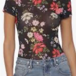 Avec les files floral top size medium